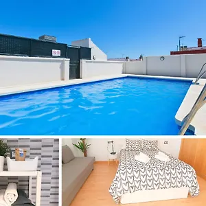 Precioso Estudio Con Piscina , Malaga Spain